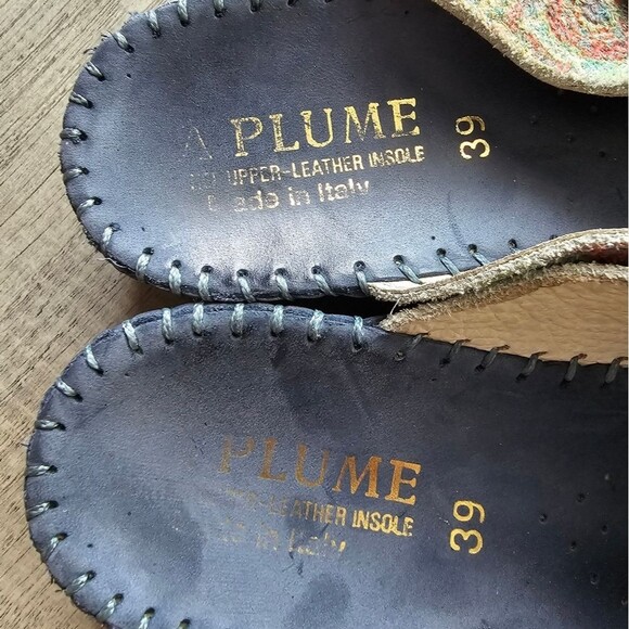 La Plume Jen Leather Suede pastel flowers slides Sandals floral casual 8.5 - Picture 11 of 11